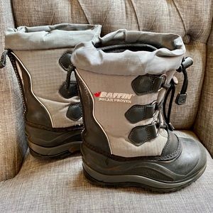 Youth Snowpack Baffin Boots size 11